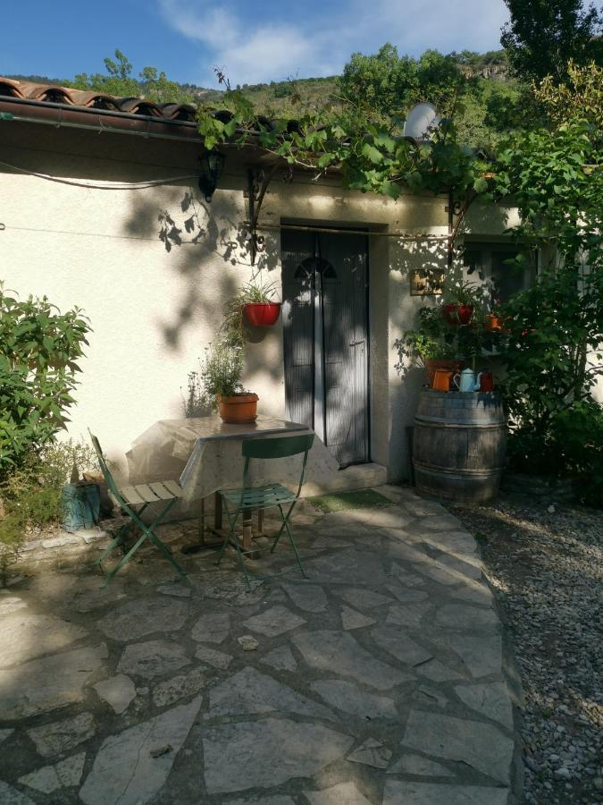 Gîte effet d’art Saint-Privat  Eksteriør billede